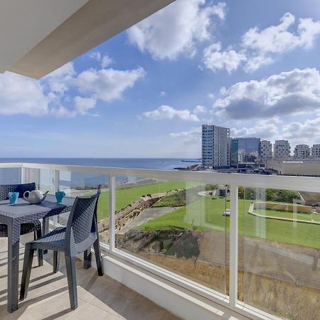 Apartment With Stunning Seaviews Sliema Kültér fotó