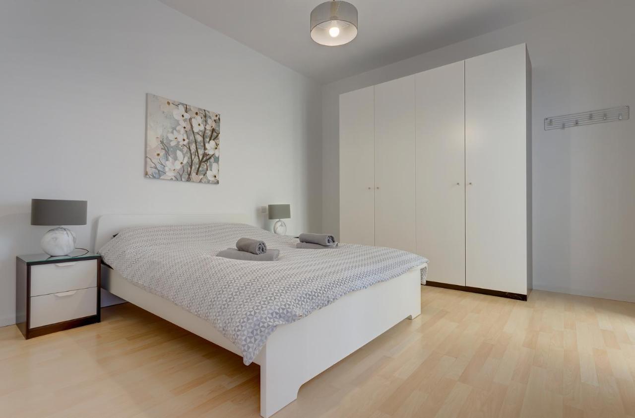 Apartment With Stunning Seaviews Sliema Kültér fotó
