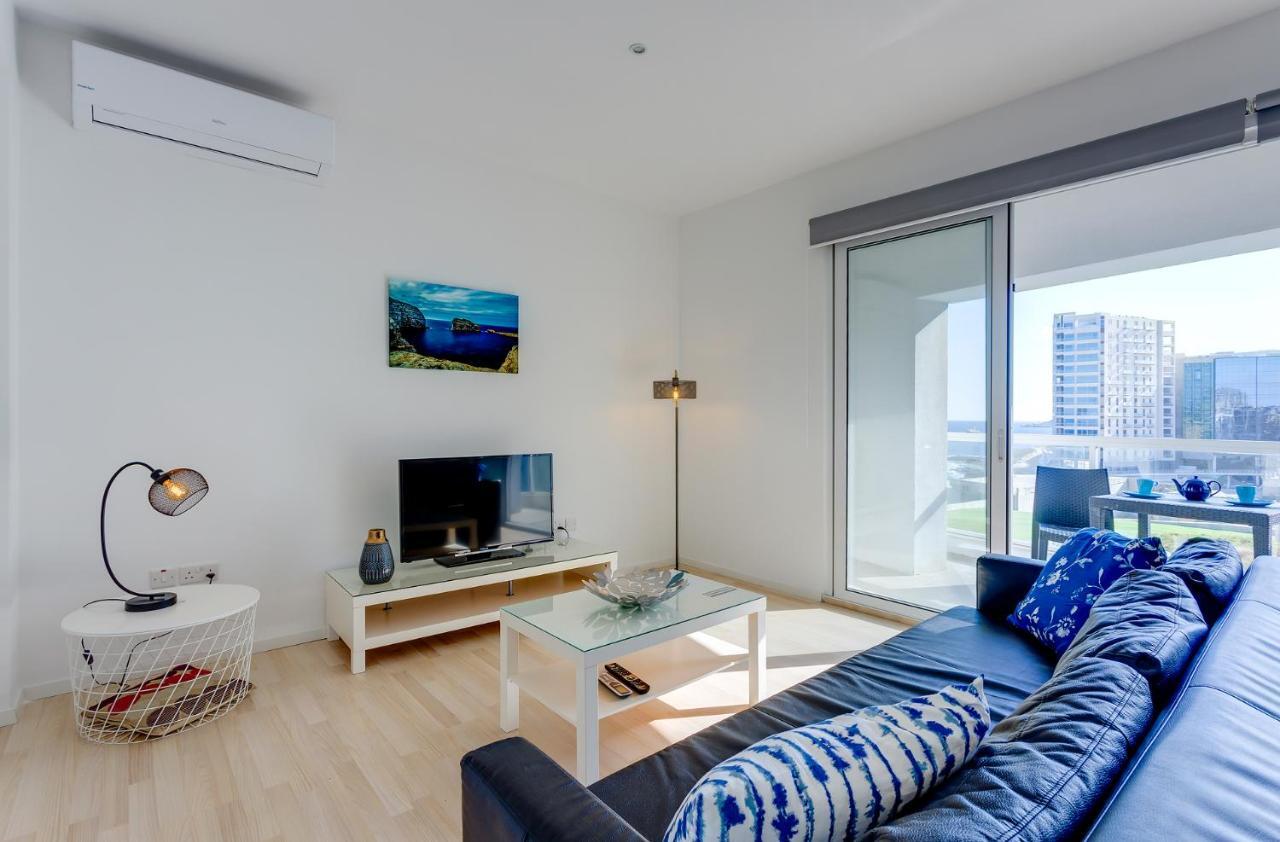 Apartment With Stunning Seaviews Sliema Kültér fotó